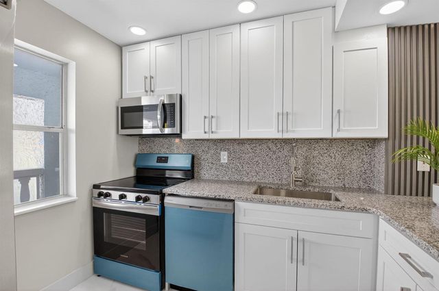 9886 Marina Boulevard 622, Boca Raton, FL 33428