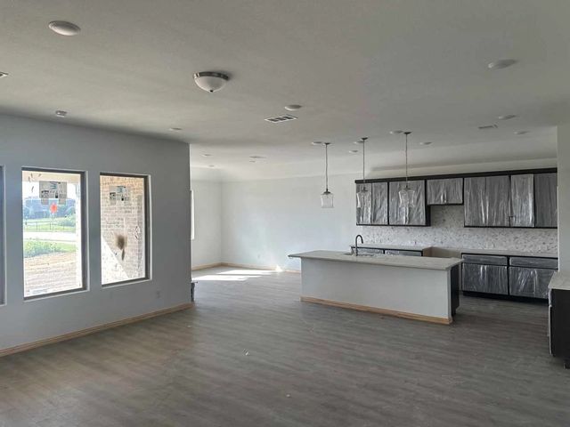 1202 Watercrest, Forney, TX 75126