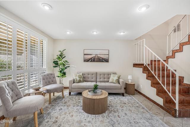 2736 Jill Place B, Port Hueneme, CA 93041