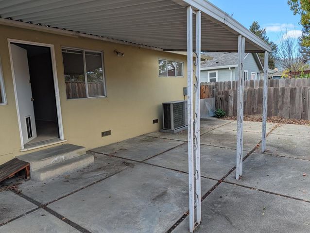 139 Alexander Avenue, Redwood City, CA 94061