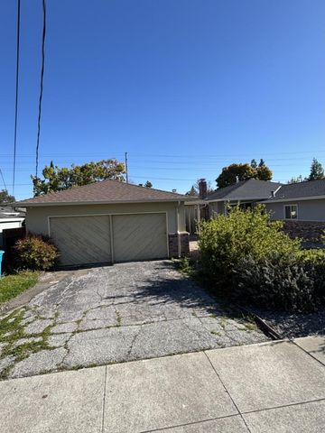 139 Alexander Avenue, Redwood City, CA 94061