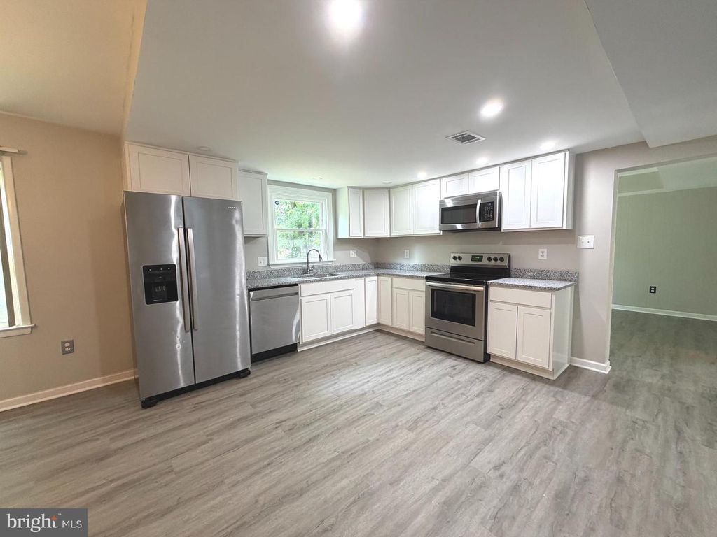 2063 RED SPRUCE CT, Bryans Road, MD 20616