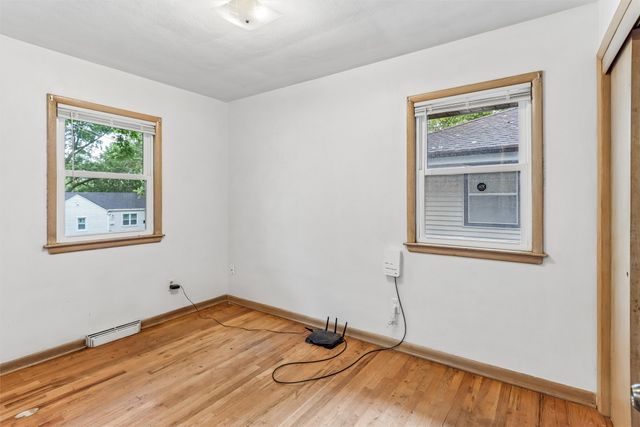 2442 SW 8th Street, Des Moines, IA 50315