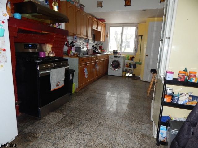 615 Harrison Ave, Harrison Town, NJ 07029