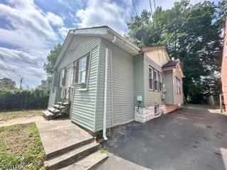 188 Paine Ave, Irvington Twp., NJ 07111