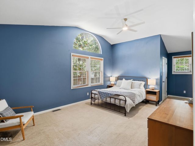 5 Drakesway Court, Durham, NC 27713