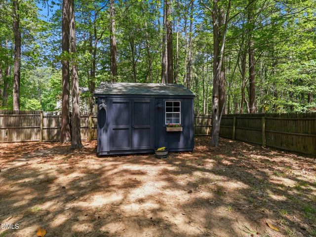 5 Drakesway Court, Durham, NC 27713