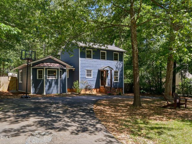 5 Drakesway Court, Durham, NC 27713