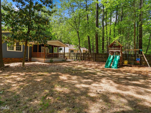 5 Drakesway Court, Durham, NC 27713