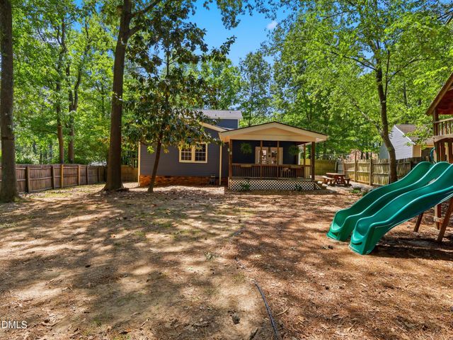 5 Drakesway Court, Durham, NC 27713