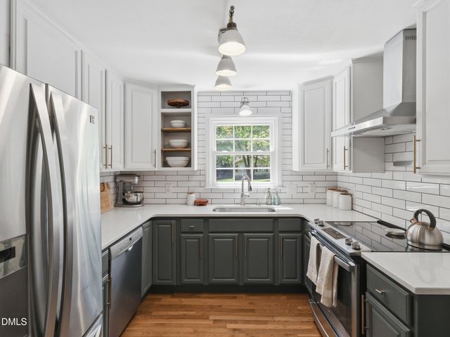 5 Drakesway Court, Durham, NC 27713