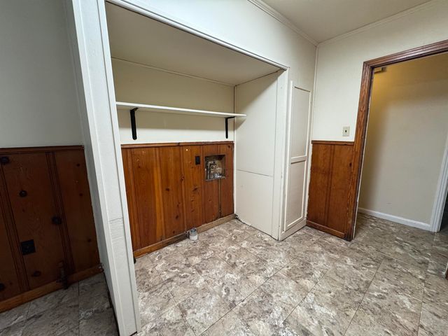 1648 Davis St, Conway, AR 72032
