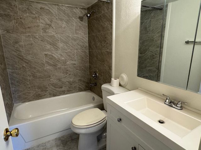 3131 W Cochise Drive Unit 133, Phoenix, AZ 85051