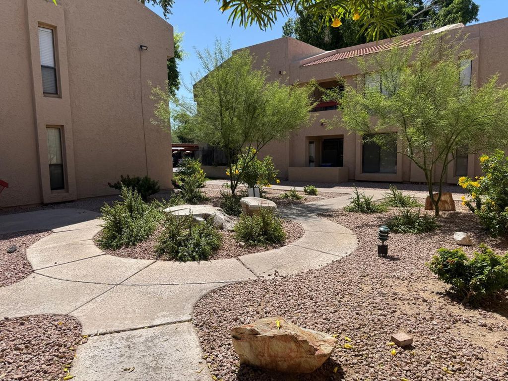 3131 W Cochise Drive Unit 133, Phoenix, AZ 85051