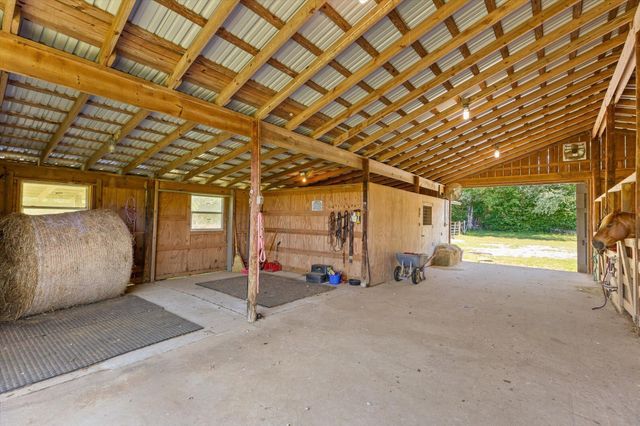7117 White Oak Valley Road, Mc Donald, TN 37353