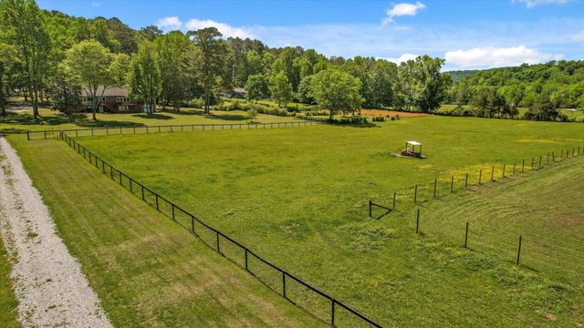 7117 White Oak Valley Road, Mc Donald, TN 37353