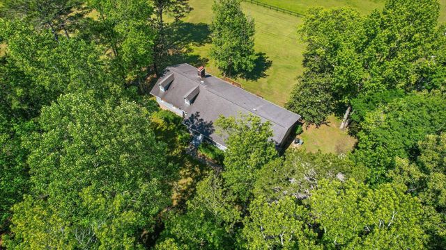 7117 White Oak Valley Road, Mc Donald, TN 37353