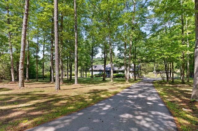 7117 White Oak Valley Road, Mc Donald, TN 37353