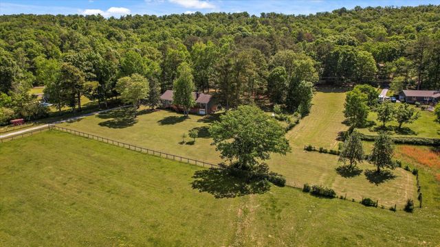 7117 White Oak Valley Road, Mc Donald, TN 37353