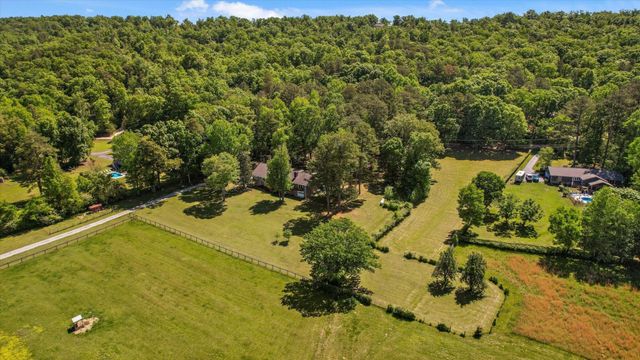 7117 White Oak Valley Road, Mc Donald, TN 37353