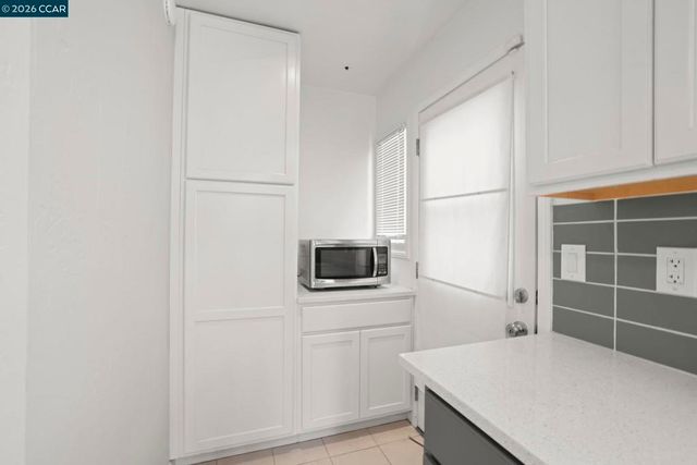 3306 Guido, Oakland, CA 94602