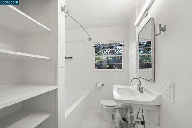 3306 Guido, Oakland, CA 94602