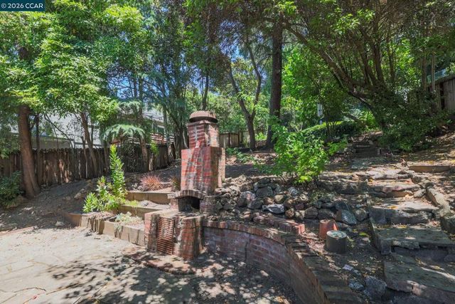3306 Guido, Oakland, CA 94602
