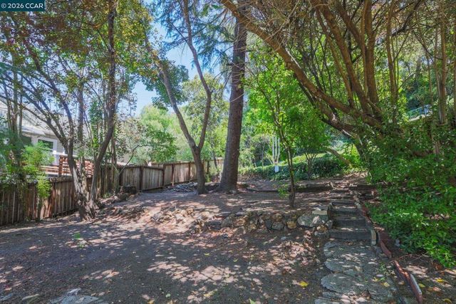 3306 Guido, Oakland, CA 94602