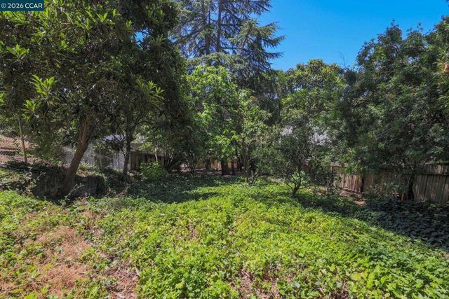 3306 Guido, Oakland, CA 94602
