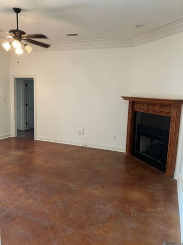 14487 Lake Meadows Ct, Gonzales, LA 70737