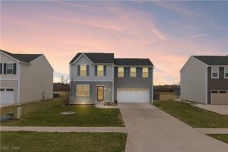 177 Fairfield Drive, Elyria, OH 44035