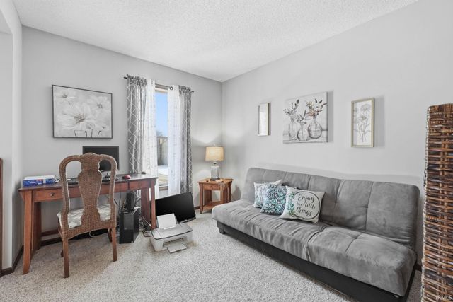 6021 Sawmill Woods Drive, Fort Wayne, IN 46835