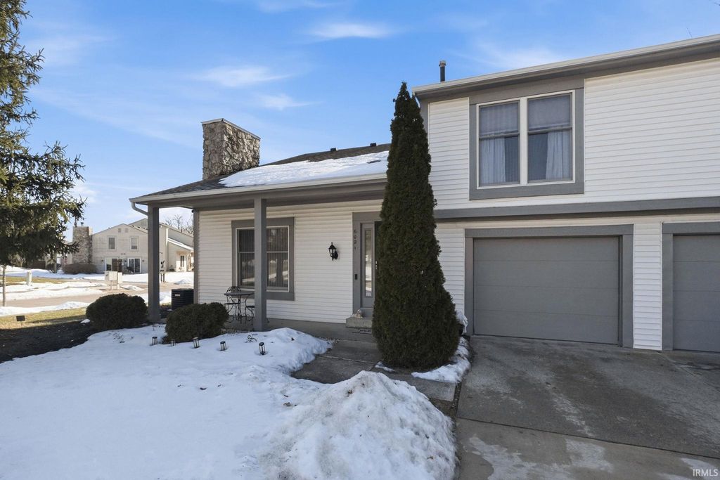 6021 Sawmill Woods Drive, Fort Wayne, IN 46835