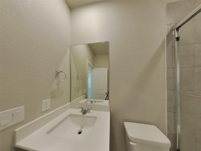 1560 Mexican Heather DR, Leander, TX 78641