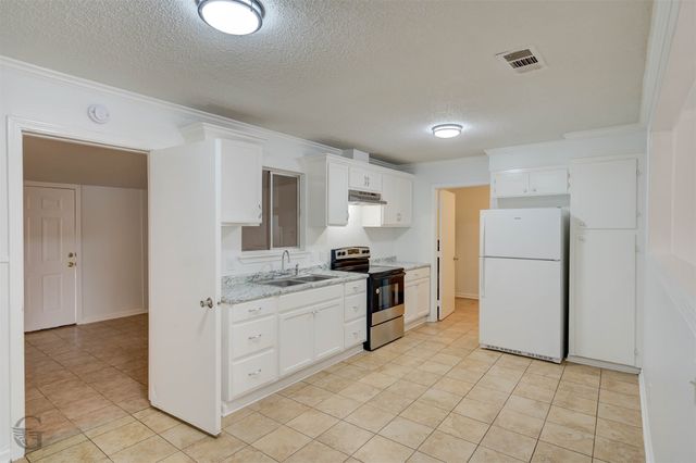 4833 Sheryl Street, Bossier City, LA 71111