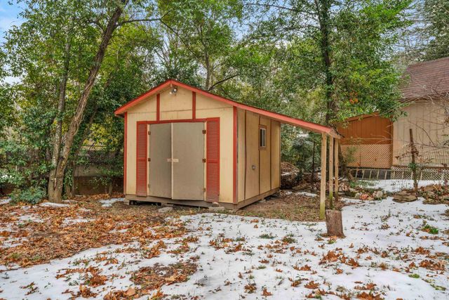 132 Pecan Street, Hot Springs National Park, AR 71913