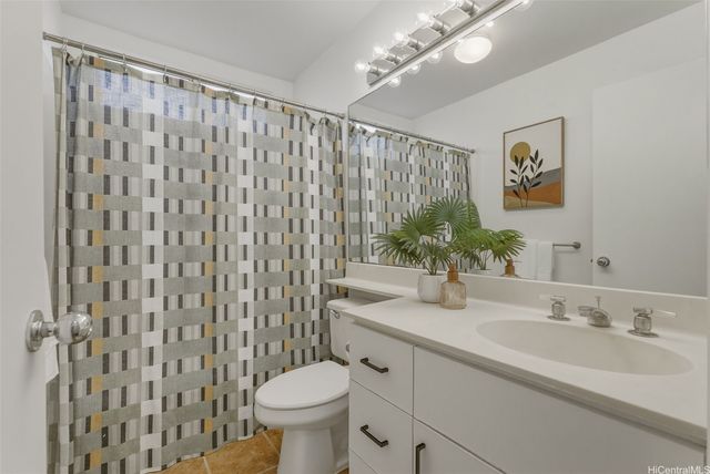 91-202 Kamoawa Place, Ewa Beach, HI 96706