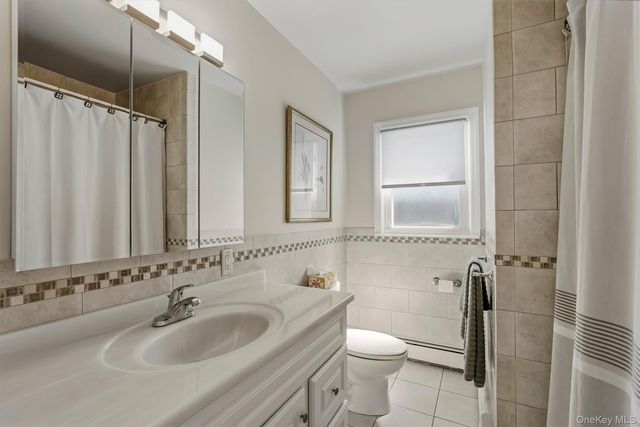 53 Greenwood Lane, Valhalla, NY 10595