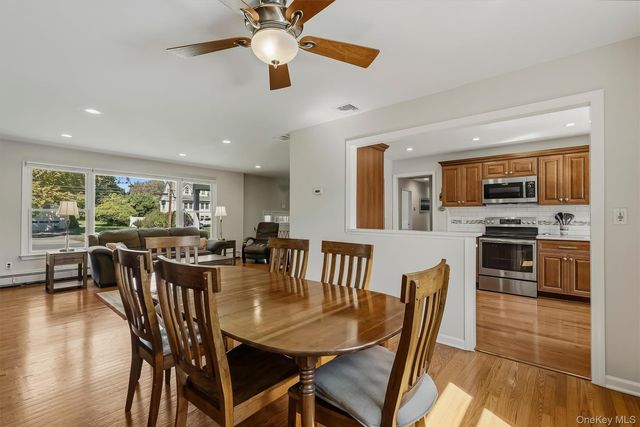 53 Greenwood Lane, Valhalla, NY 10595