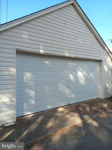 1642 LOCUST ST, Norristown, PA 19401