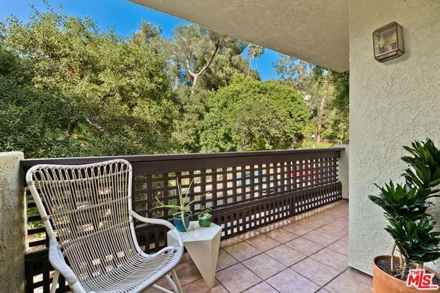 2018 Griffith Park Boulevard 215, Los Angeles, CA 90039