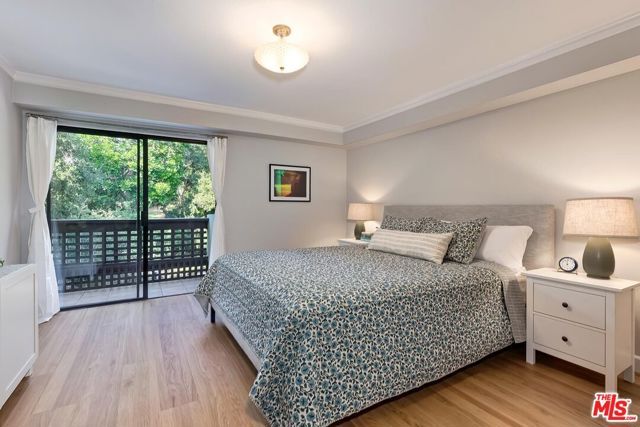 2018 Griffith Park Boulevard 215, Los Angeles, CA 90039