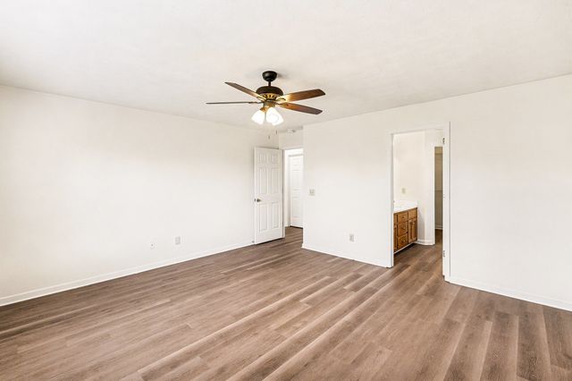 129 Candle Wood Dr, Hendersonville, TN 37075