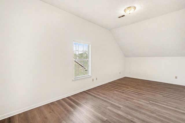 129 Candle Wood Dr, Hendersonville, TN 37075