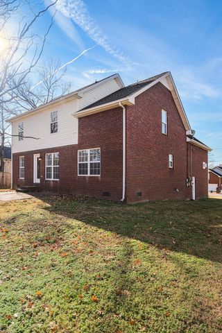 129 Candle Wood Dr, Hendersonville, TN 37075