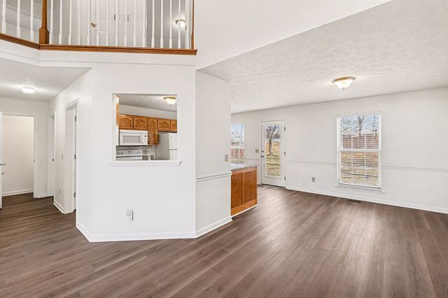 129 Candle Wood Dr, Hendersonville, TN 37075