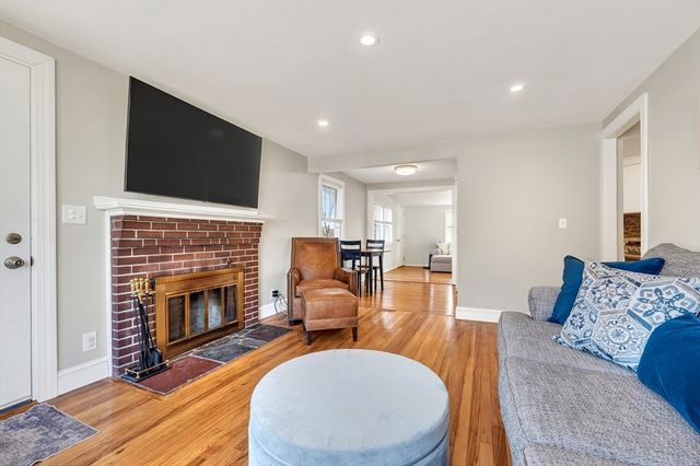 9 Valley Road, Norwood, MA 02062