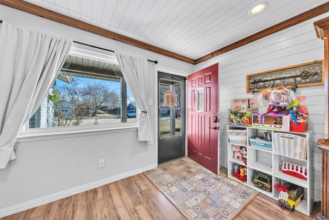 209 Mccurdy Street, Crowley, TX 76036