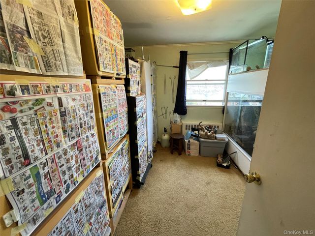 581 Grand Avenue, Lindenhurst, NY 11757