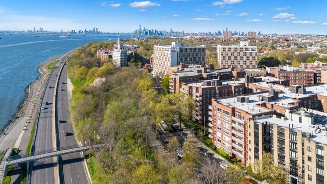 9201 Shore Road C403, New York City, NY 11209